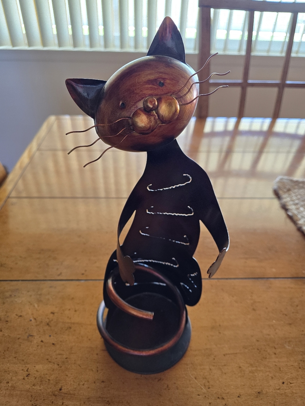 New Whimsical Aged Bronze Metal Cat Wine Bottle Holder